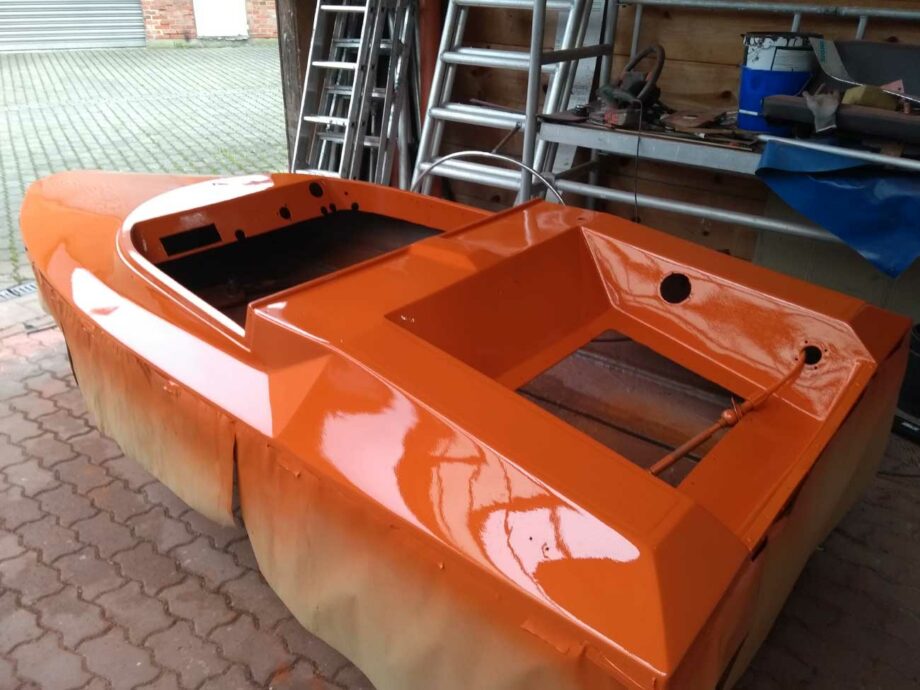 Oberboot lackiert